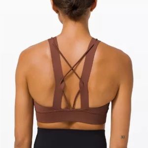 Women’s lululemon strong at heart bra size 10